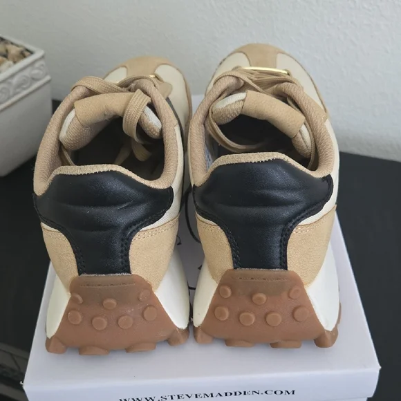 Casual Beige & Black Women's Sneakers - Picture 6 of 6